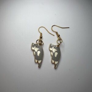 Gold and Gray Cat Earrings